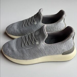 Peter Millar slip on Hyperlight Apollo Gray Knit Sneakers women’s 8.5